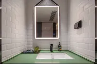 COMFORT HOTEL PREM:ER - 3-Star