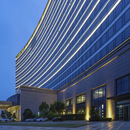 Fuyue Hotel Отели рядом с достопримечательностью «Jiaxing University Biology and Chemistry Engineering College»