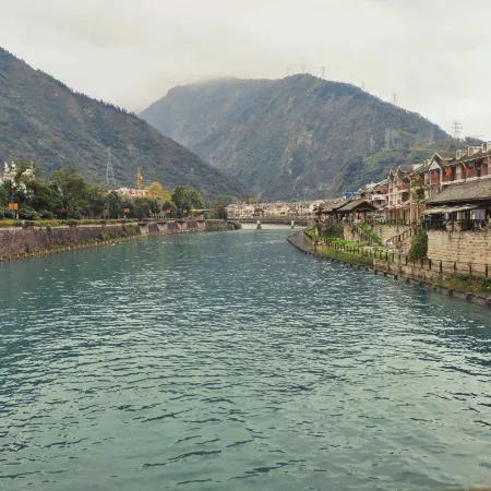 Wenchuan Linjiangge Inn