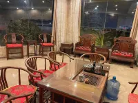 Huaxuan Select Hotel (Chengwu Building Materials City Shop)