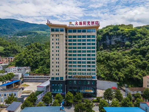 Earth Sunshine Hotel Hôtels à : Baokang