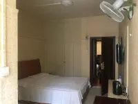 Jinping Zhonghou Hotel