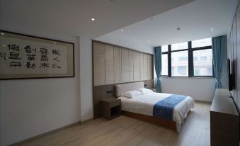 Jinying Hotel (Nanjing Xiaozhuang Metro Station)