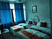 Zhenxiong Lvchen Hotel