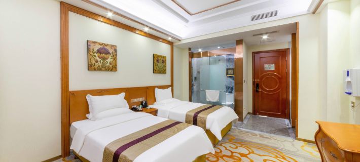 Oriental Mingyue Boutique Hotel (Dezhou New Oriental Commercial Plaza store) Hotels in Dezhou
