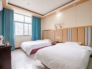 Yongcheng Golden Apple Business Hotel