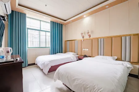 Yongcheng Golden Apple Business Hotel