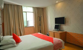 OYO Quzhou Zhenxing Hotel