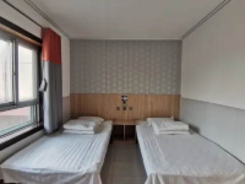 Shenzhou Holiday Hotel