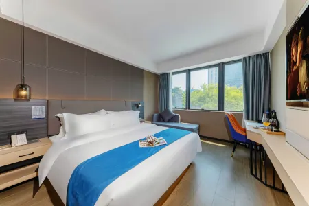 Poman Hotel (Shenzhen Hongqiao Park & Guangmingcheng Station Branch)