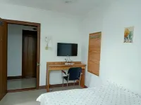 Lesheng Business Hotel