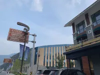 Boundless Homestay (Yesanpo Bailixia) - parking
