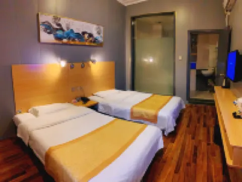 Zhongyun Hotel (Baofeng Longxing Road) Hotels in Baofeng