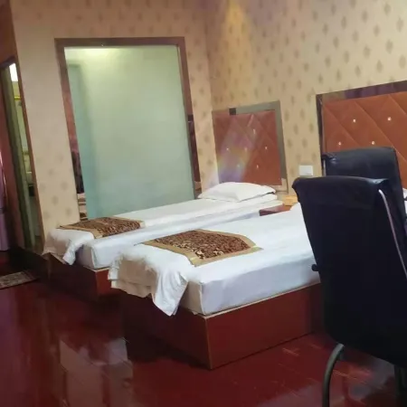 Taichuan Business Hotel