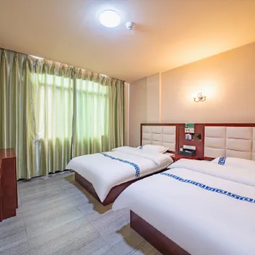 QUANNAN Junjia Business Hotel
