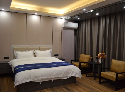 Dali Heqing Xiangyu Zhineng Inn (Huangpingzhen)