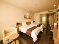 Jinjiang Inn Select (Shenyang Railway Station Zhongshan Park) Hotels near Heping