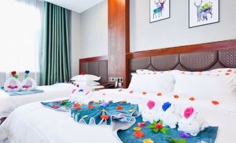 Dunhuang Longju Hotel