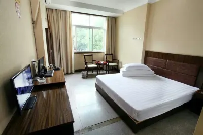 Pingjiang Fumanlou Hotel