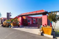 Panjin Wenshun Homestay (Red Beach)