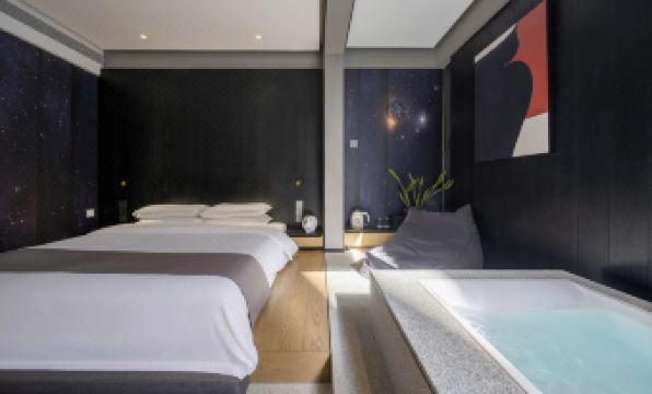 LIA  Hotel · Takeshe Journey (Huaqiang North)