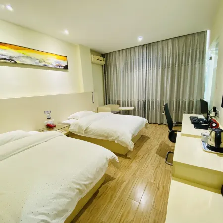 Hechi Xinhui Hotel