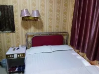 Luding Xinda Hotel Hotel a Mouding