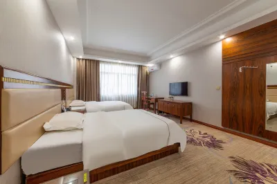 Huazhou Washeng Business Hotel Hotels near Huazhou Railway Station