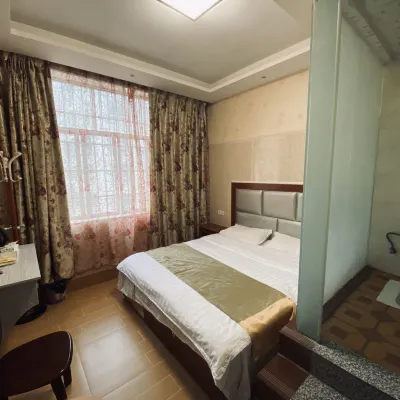 Hongying Hotel Hotels near Shengzhong Lake
