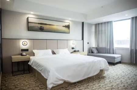 Jinshiyuan Theme Hotel (Shangqiu Zhecheng Bus Station)