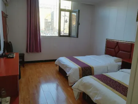 Yanchuan Yijia Hotel Отели рядом с достопримечательностью «Huanghe Shequ Guojia Dizhi Park»