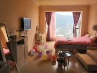 Her homestay - Mountain view