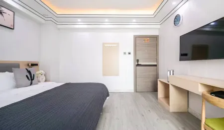 Chengmai Xinhai travel rental