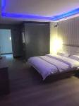 Jiangmen Yiwan Apartment with Elevator (Jiangmen East Railway Station Jianghai Square) - Inns