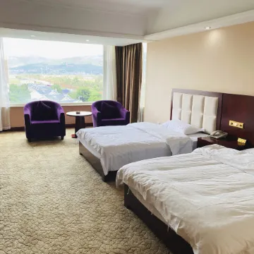 Fumin Pleasant View Hote