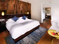 M28 Hotel