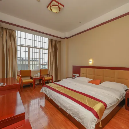 Shilin Hotel (Wenshan North Bus Station Qihua Square Branch)