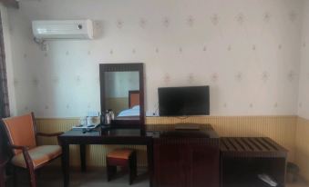 Ruoergai Tangke Township Honglin Hotel