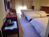 Wolong Hotel Lijiang