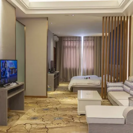 Lianghe Yinghai Hotel
