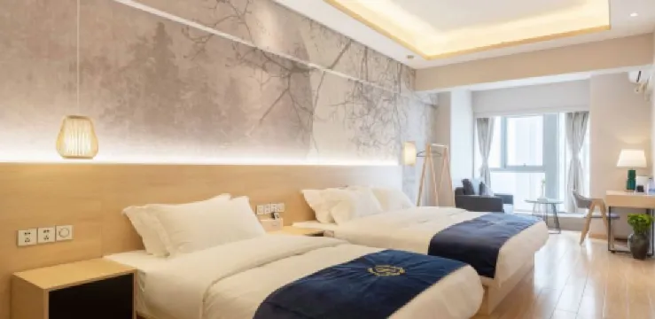 Hongcheng Hotel (Changsha Medical College Hunan Business University Branch)