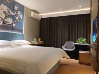 Zibo Liaozhai Hotel(near Badajv Market &Wanxianghui)