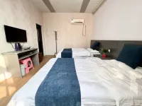 Baoying Qizhong Hostel