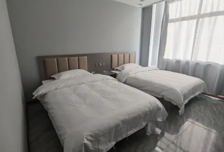 Longde Maple Forest Hotel