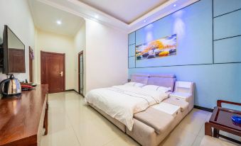 Yuanmou Aiweike Business Hotel