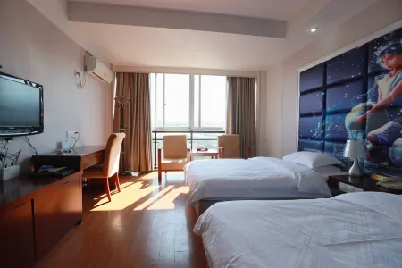 Mingxi Jinzuan Hotel