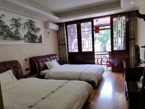 Ya'an Shangli Tianyi Hotel
