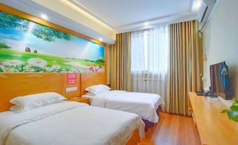 Yilong Zhenyu Business Hotel - Housity