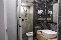 独山漫庭ホテル（中南広場八角亭）