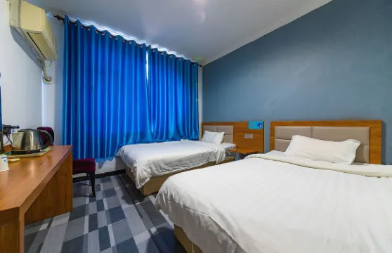 假日賓館（河間京開路店）